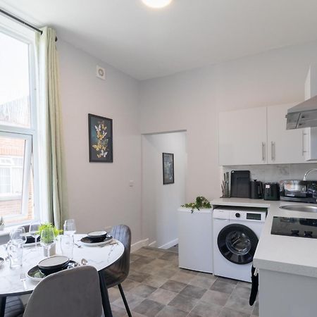 Open Mind Property - Apartment With 2 Double Beds Портцмаус Экстерьер фото