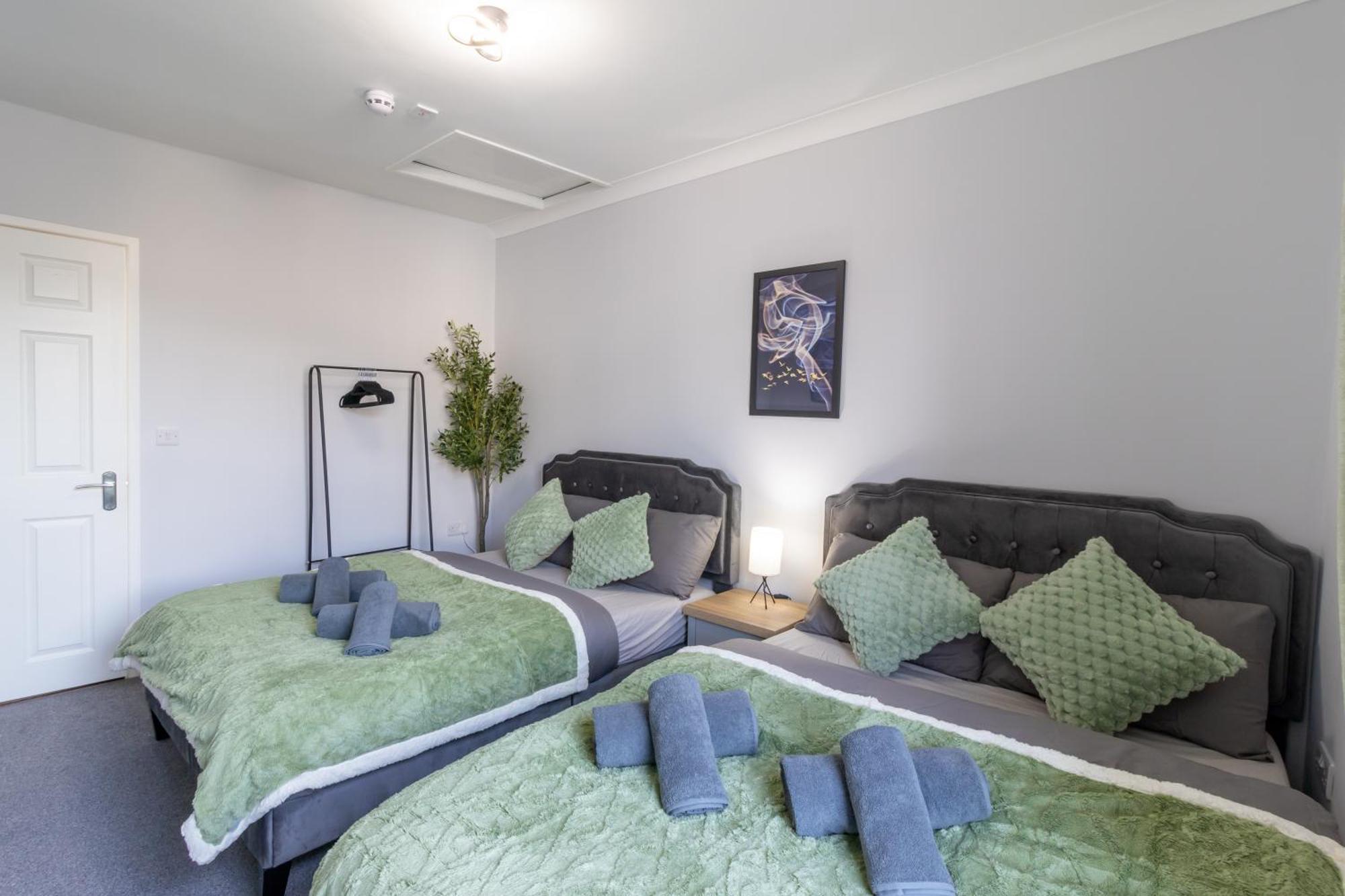 Open Mind Property - Apartment With 2 Double Beds Портцмаус Экстерьер фото