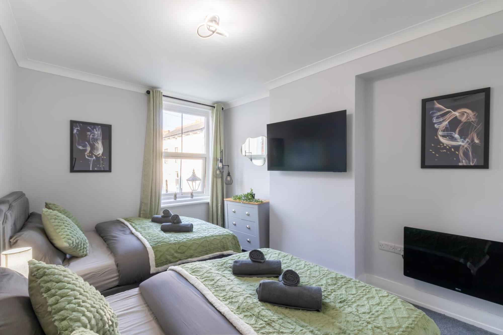 Open Mind Property - Apartment With 2 Double Beds Портцмаус Экстерьер фото